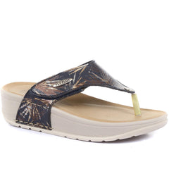 Wide Fit Toe Post Sandals - FLY33027 / 319 573